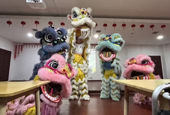 寿星公寓 | 金桂飘香迎佳节，情暖夕阳敬安康！